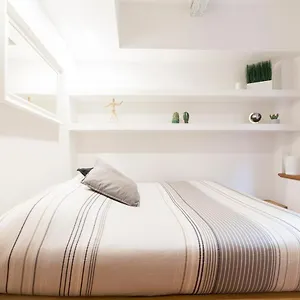 Santa Maria Novella 6 Sleeps Near The Station , Florencia Italia